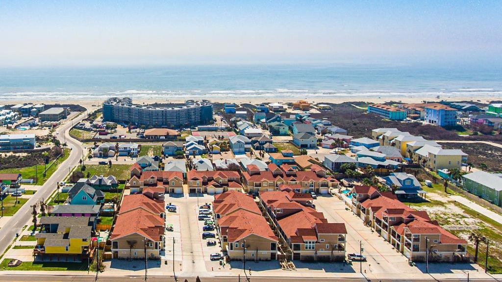 Twisted Pelican - Beach Gear Included! Port Aransas Exterior photo